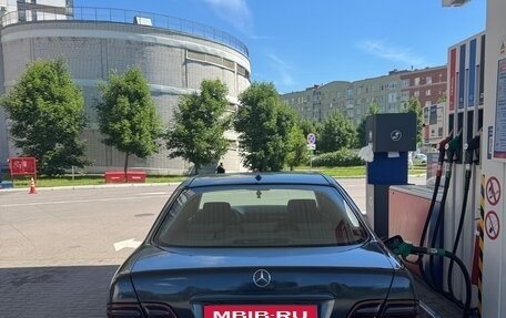Mercedes-Benz E-Класс, 2000 год, 320 000 рублей, 8 фотография