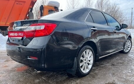 Toyota Camry, 2013 год, 1 550 000 рублей, 4 фотография