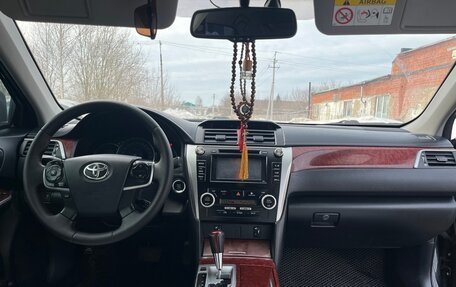 Toyota Camry, 2013 год, 1 550 000 рублей, 28 фотография