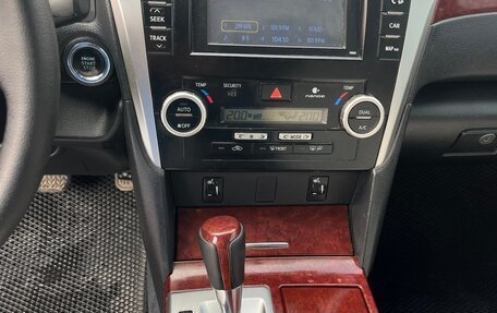 Toyota Camry, 2013 год, 1 550 000 рублей, 38 фотография
