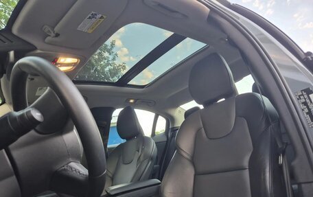 Volvo S60 III, 2024 год, 2 950 000 рублей, 5 фотография