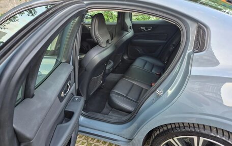 Volvo S60 III, 2024 год, 2 950 000 рублей, 6 фотография