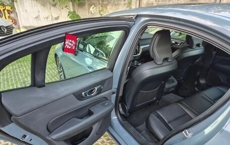 Volvo S60 III, 2024 год, 2 950 000 рублей, 8 фотография
