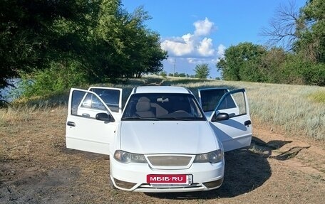 Daewoo Nexia I рестайлинг, 2012 год, 215 000 рублей, 6 фотография