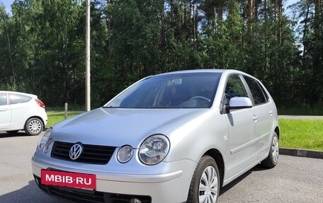 Volkswagen Polo IV рестайлинг, 2002 год, 450 000 рублей, 2 фотография