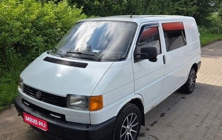 Volkswagen Transporter T4, 1997 год, 685 000 рублей, 1 фотография