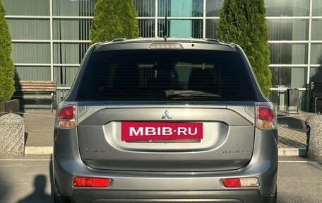 Mitsubishi Outlander III рестайлинг 3, 2013 год, 1 295 000 рублей, 5 фотография