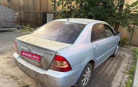 Toyota Corolla, 2004 год, 375 000 рублей, 3 фотография