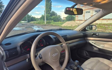 Audi A4, 2001 год, 600 000 рублей, 6 фотография