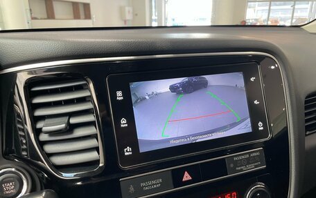 Mitsubishi Outlander III рестайлинг 3, 2019 год, 2 200 000 рублей, 21 фотография