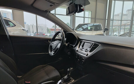 Hyundai Solaris II рестайлинг, 2019 год, 1 400 000 рублей, 13 фотография