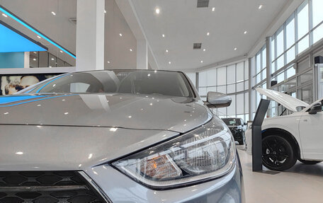 Hyundai Solaris II рестайлинг, 2019 год, 1 400 000 рублей, 21 фотография