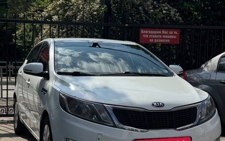 KIA Rio III рестайлинг, 2014 год, 1 100 000 рублей, 1 фотография
