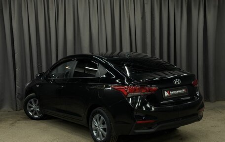 Hyundai Solaris II рестайлинг, 2017 год, 899 999 рублей, 3 фотография