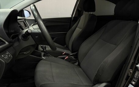 Hyundai Solaris II рестайлинг, 2017 год, 899 999 рублей, 7 фотография