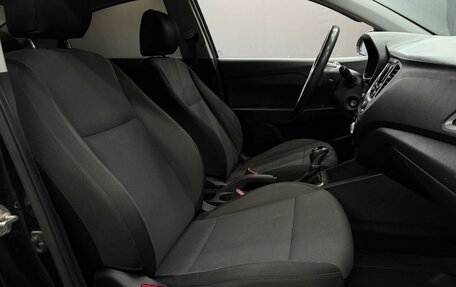 Hyundai Solaris II рестайлинг, 2017 год, 899 999 рублей, 11 фотография