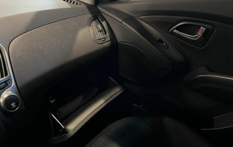 Hyundai ix35 I рестайлинг, 2014 год, 1 200 000 рублей, 29 фотография