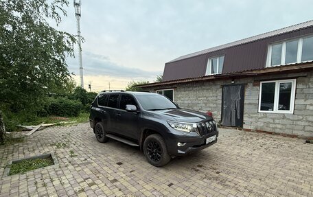 Toyota Land Cruiser Prado 150 рестайлинг 2, 2019 год, 4 380 000 рублей, 4 фотография