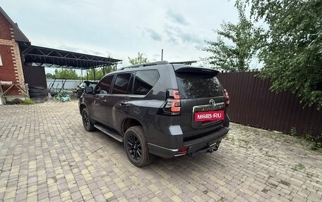 Toyota Land Cruiser Prado 150 рестайлинг 2, 2019 год, 4 380 000 рублей, 10 фотография