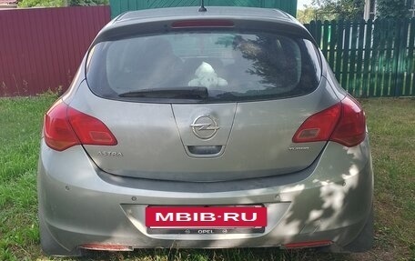 Opel Astra J, 2011 год, 600 000 рублей, 5 фотография