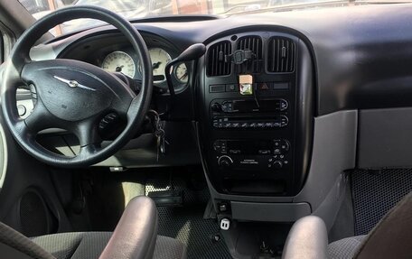 Chrysler Voyager IV, 2004 год, 610 000 рублей, 9 фотография