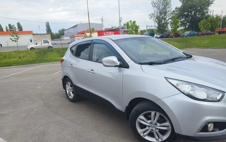 Hyundai ix35 I рестайлинг, 2012 год, 970 000 рублей, 3 фотография