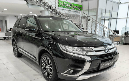 Mitsubishi Outlander III рестайлинг 3, 2018 год, 1 899 000 рублей, 7 фотография