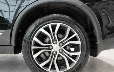 Mitsubishi Outlander III рестайлинг 3, 2018 год, 1 899 000 рублей, 22 фотография