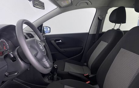 Volkswagen Polo VI (EU Market), 2013 год, 830 000 рублей, 4 фотография