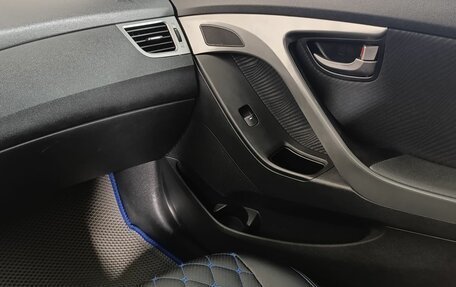 Hyundai Elantra V, 2011 год, 630 000 рублей, 14 фотография