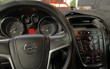 Opel Astra J, 2011 год, 480 000 рублей, 13 фотография