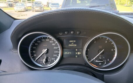 Mercedes-Benz GL-Класс, 2011 год, 2 500 000 рублей, 10 фотография