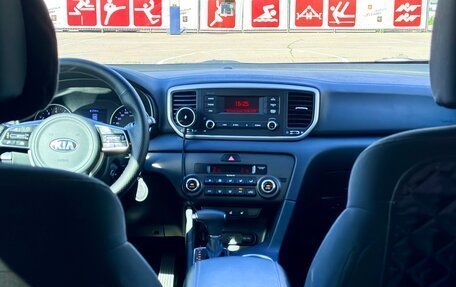 KIA Sportage IV рестайлинг, 2021 год, 2 650 000 рублей, 15 фотография