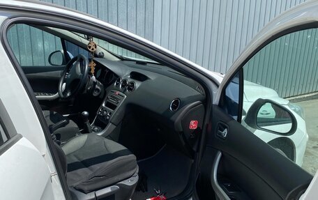 Peugeot 308 II, 2011 год, 390 000 рублей, 5 фотография