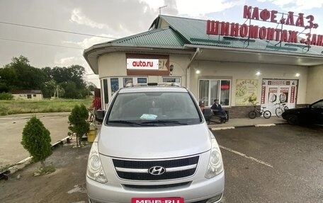 Hyundai Grand Starex Grand Starex I рестайлинг 2, 2008 год, 1 200 000 рублей, 2 фотография