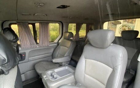 Hyundai Grand Starex Grand Starex I рестайлинг 2, 2008 год, 1 200 000 рублей, 10 фотография