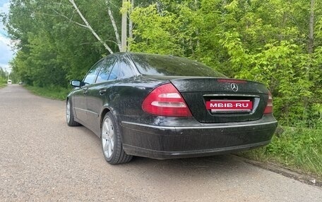 Mercedes-Benz E-Класс, 2004 год, 650 000 рублей, 2 фотография