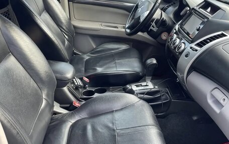 Mitsubishi Pajero Sport II рестайлинг, 2014 год, 1 900 000 рублей, 8 фотография