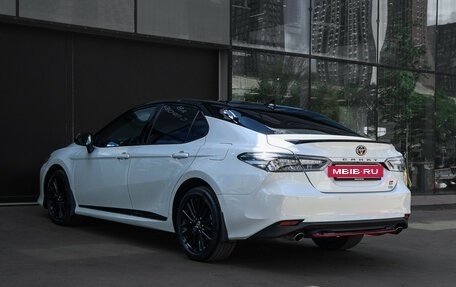 Toyota Camry, 2021 год, 3 499 000 рублей, 7 фотография