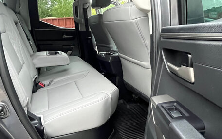 Toyota Tundra, 2024 год, 5 450 000 рублей, 7 фотография