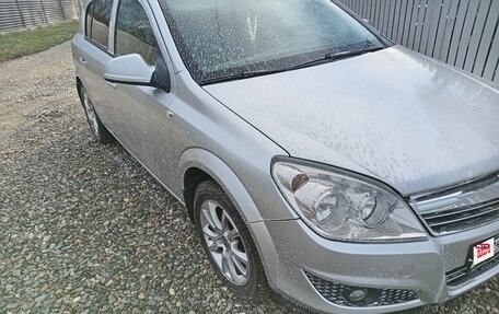 Opel Astra H, 2011 год, 570 000 рублей, 1 фотография