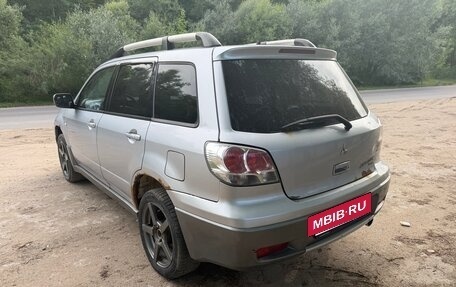 Mitsubishi Outlander III рестайлинг 3, 2003 год, 295 000 рублей, 5 фотография