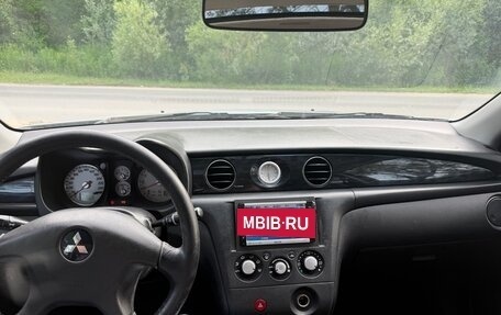 Mitsubishi Outlander III рестайлинг 3, 2003 год, 295 000 рублей, 12 фотография