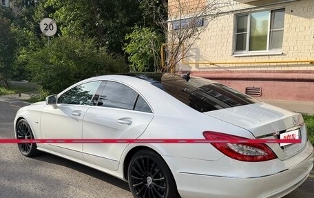 Mercedes-Benz CLS, 2011 год, 2 300 000 рублей, 2 фотография