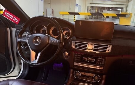 Mercedes-Benz CLS, 2011 год, 2 300 000 рублей, 14 фотография