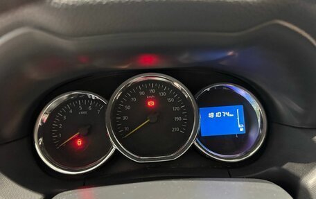 Renault Duster I рестайлинг, 2017 год, 999 000 рублей, 11 фотография