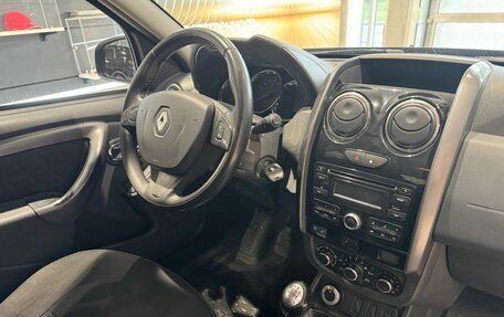 Renault Duster I рестайлинг, 2017 год, 999 000 рублей, 21 фотография