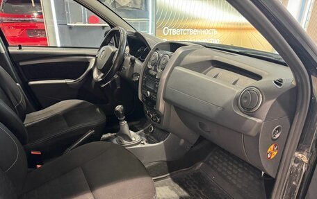 Renault Duster I рестайлинг, 2017 год, 999 000 рублей, 19 фотография