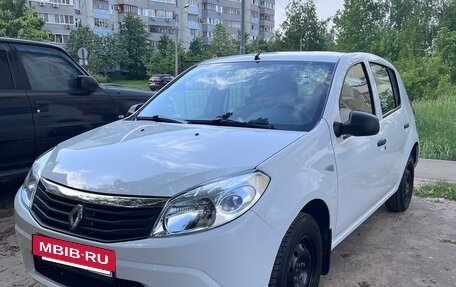 Renault Sandero I, 2013 год, 560 000 рублей, 10 фотография