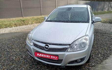 Opel Astra H, 2011 год, 570 000 рублей, 2 фотография